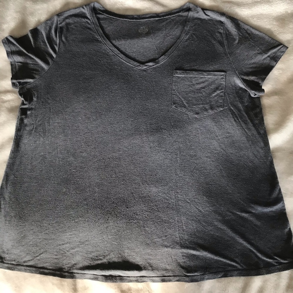Light, grey womens tee